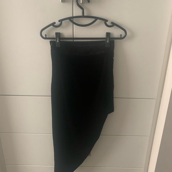 Asymmetrical Velvet MIDI Skirt - Picture 5 of 5